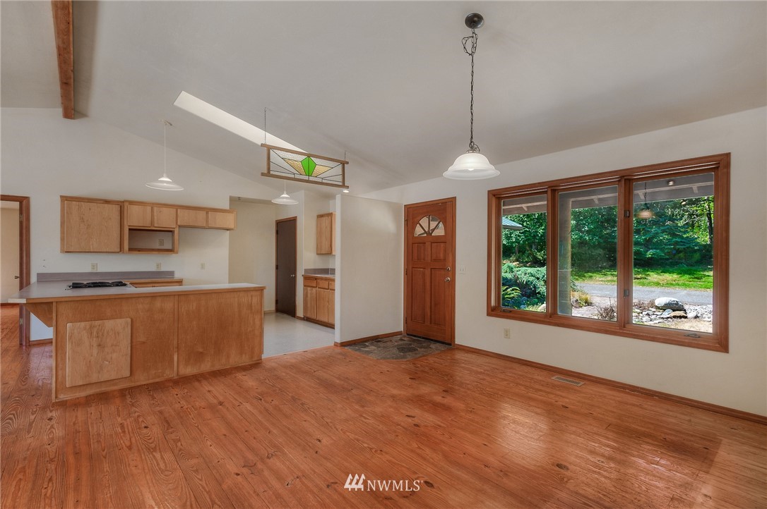 380 Coddington Road Coupeville, WA 98239 - Photo 5 of 25