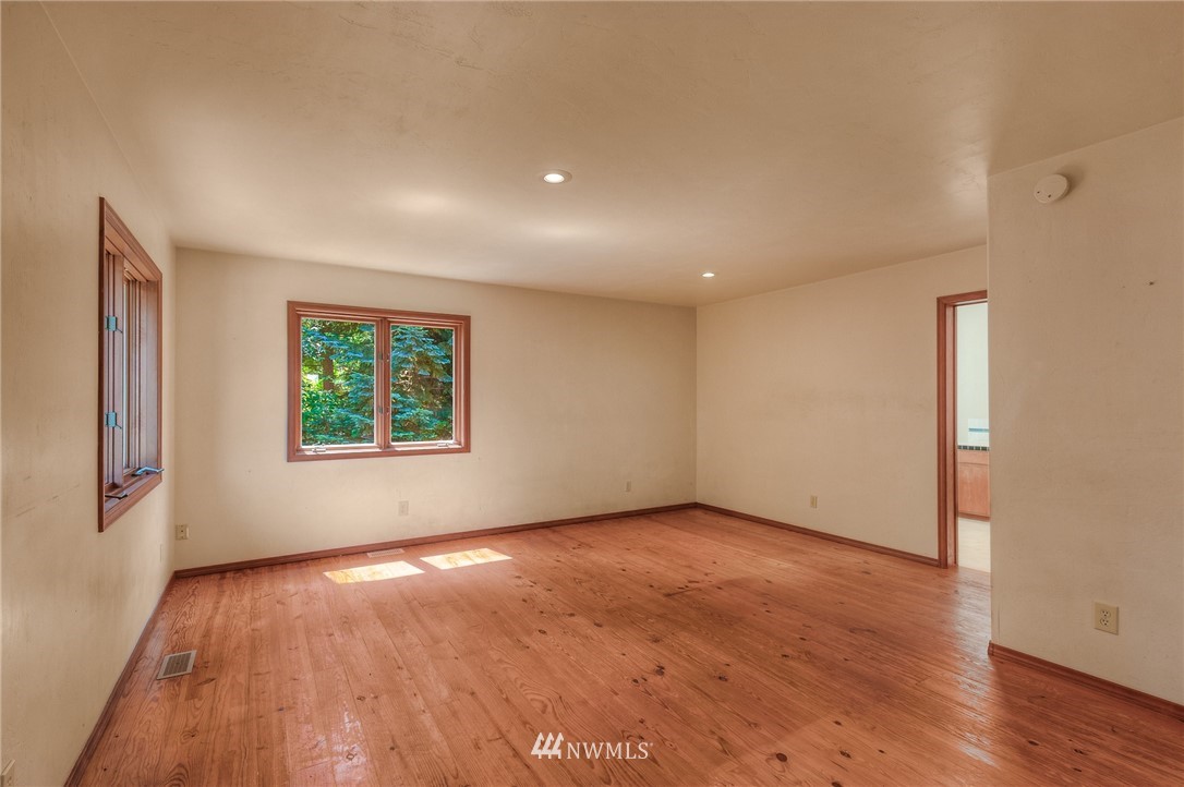 380 Coddington Road Coupeville, WA 98239 - Photo 9 of 25
