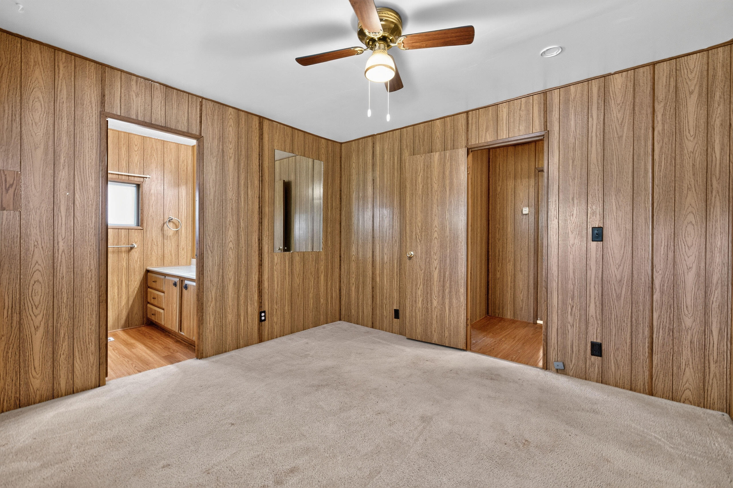 3340 Santa Rosa Way Redding, CA 96003 - Photo 9 of 16 Primary Suite