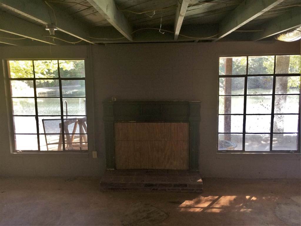 257 Lake Cheohee Road Tamassee, SC 29686 - Photo 27 of 35 Gallery Image 27