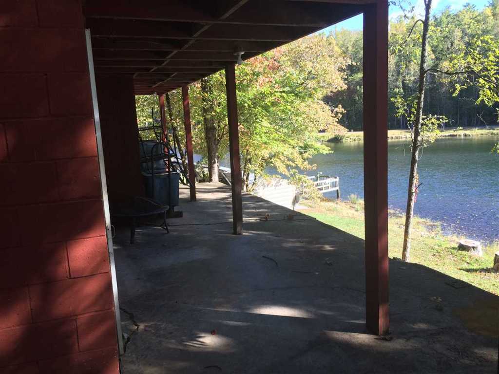 257 Lake Cheohee Road Tamassee, SC 29686 - Photo 29 of 35 Gallery Image 29