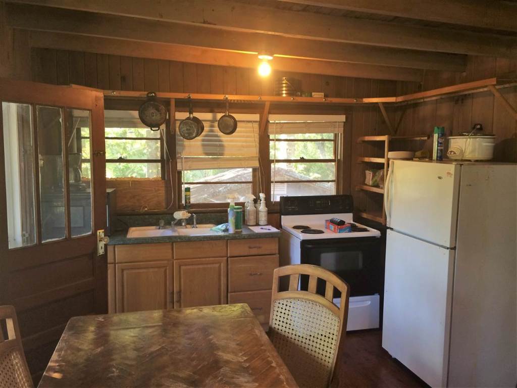 257 Lake Cheohee Road Tamassee, SC 29686 - Photo 8 of 35 Gallery Image 8