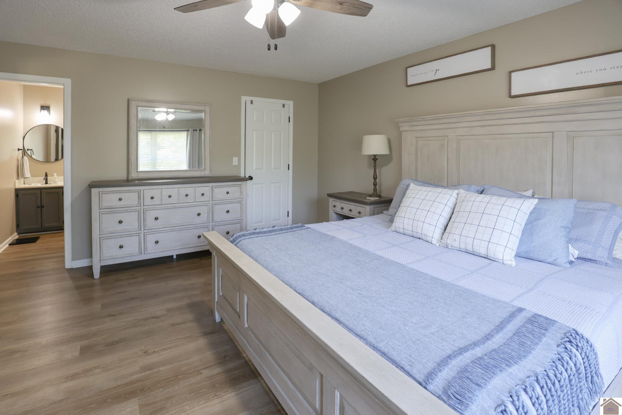 4055 Lovelaceville Road Paducah, KY 42001 - Photo 29 of 35 Primary Bedroom