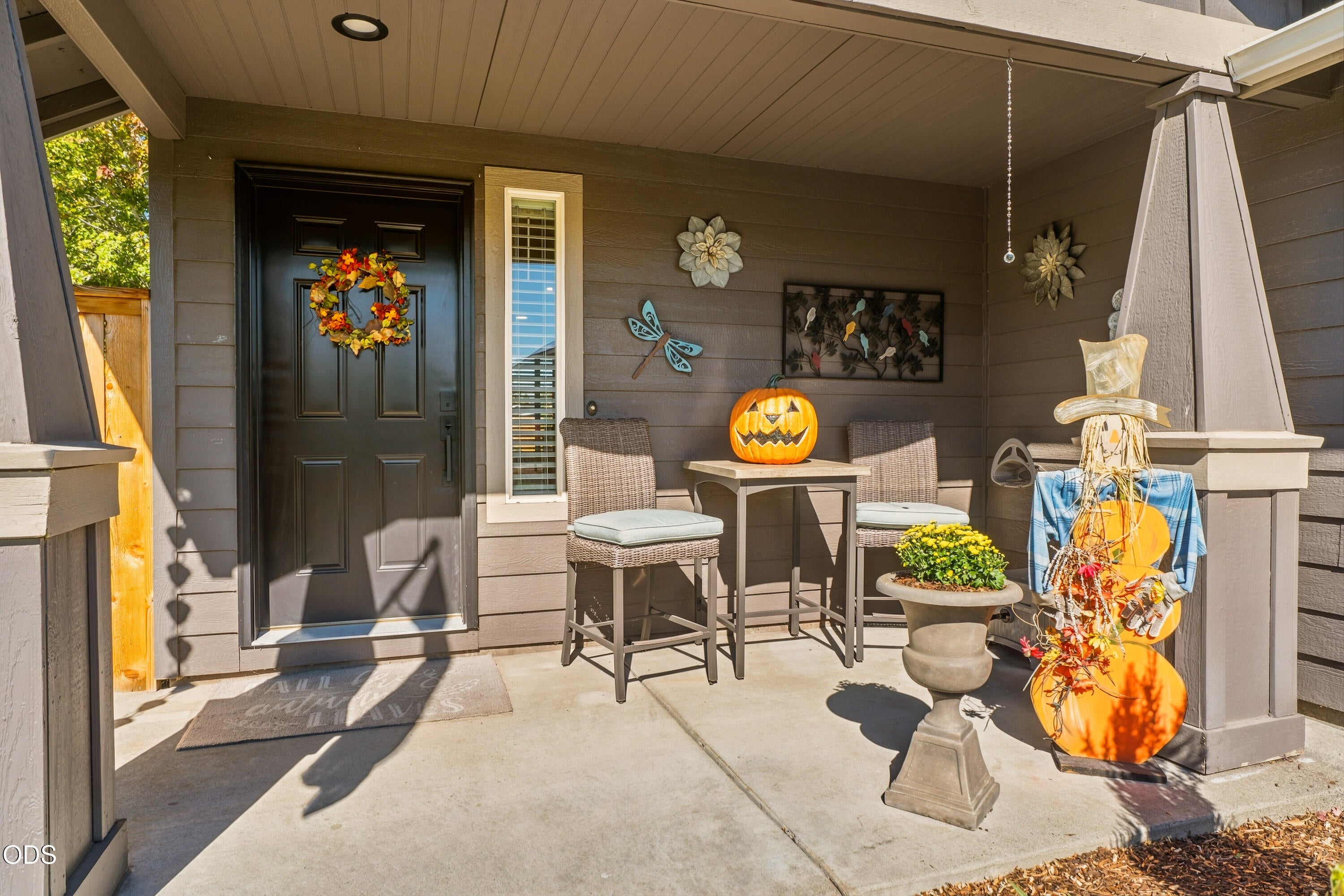 3060 Yellow Ribbon Drive Bend, OR 97701 - Photo 3 of 47 Gallery Image 3