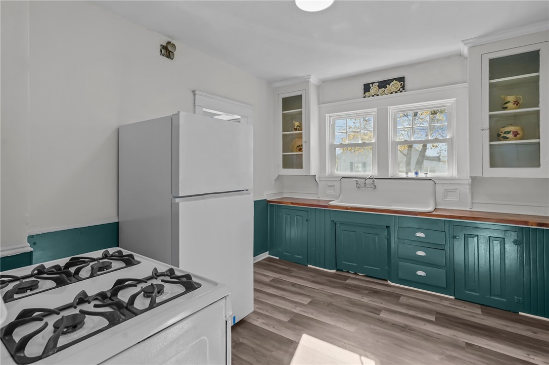 79 Carpenter Street Warwick, RI 02886 - Photo 14 of 44