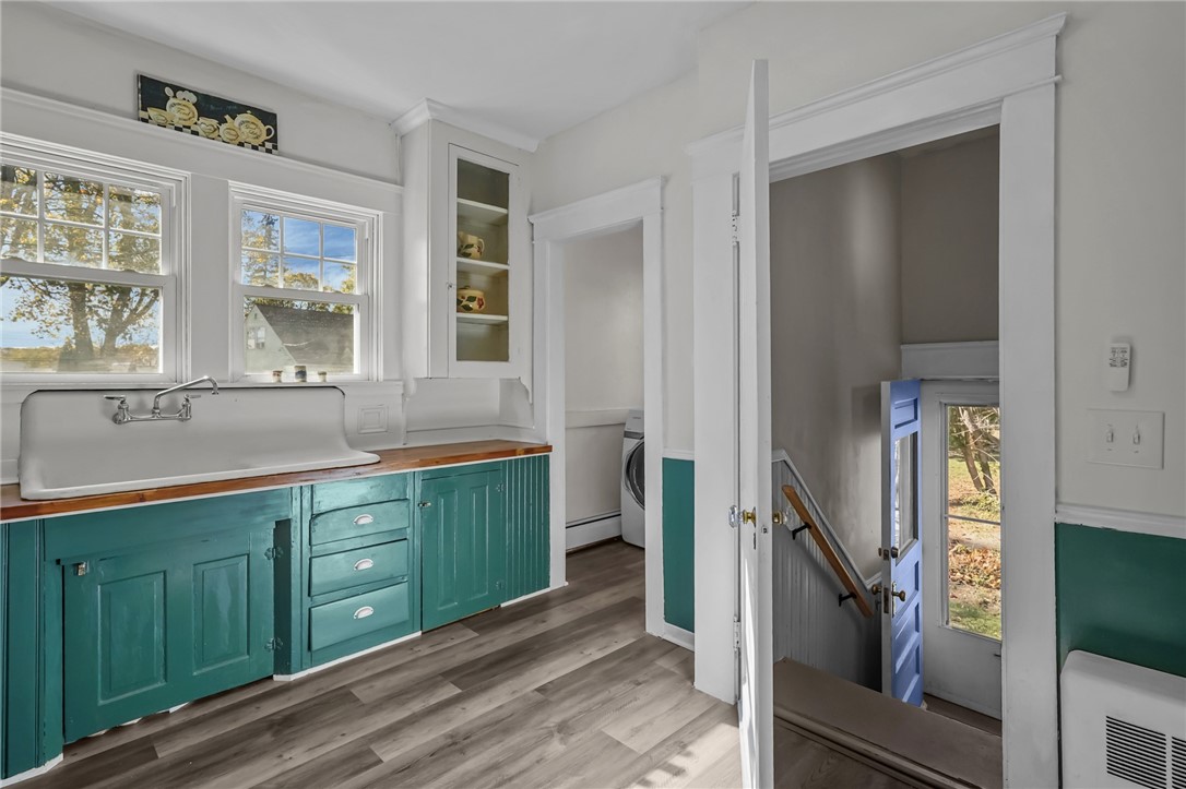 79 Carpenter Street Warwick, RI 02886 - Photo 15 of 44