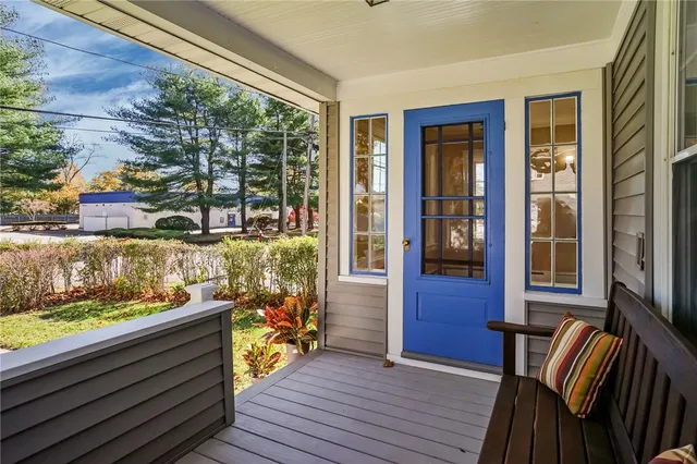 $429,900 | 79 Carpenter Street, Warwick, RI 02886