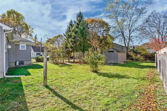 $429,900 | 79 Carpenter Street, Warwick, RI 02886