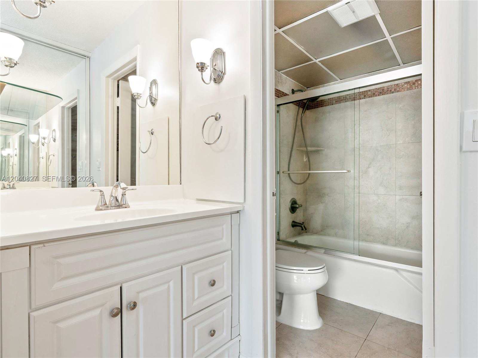 3740 Inverrary Drive, Unit 3N Lauderhill, FL 33319 - Photo 7 of 20