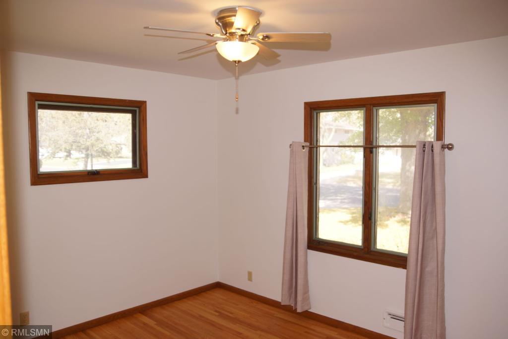 3119 Quarles Road Brooklyn Center, MN 55429 - Photo 13 of 27 Gallery Image 13