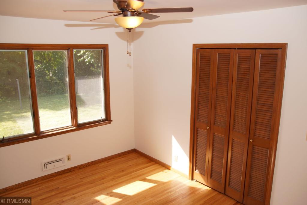 3119 Quarles Road Brooklyn Center, MN 55429 - Photo 16 of 27 Gallery Image 16