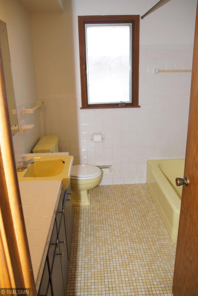 3119 Quarles Road Brooklyn Center, MN 55429 - Photo 18 of 27 Gallery Image 18