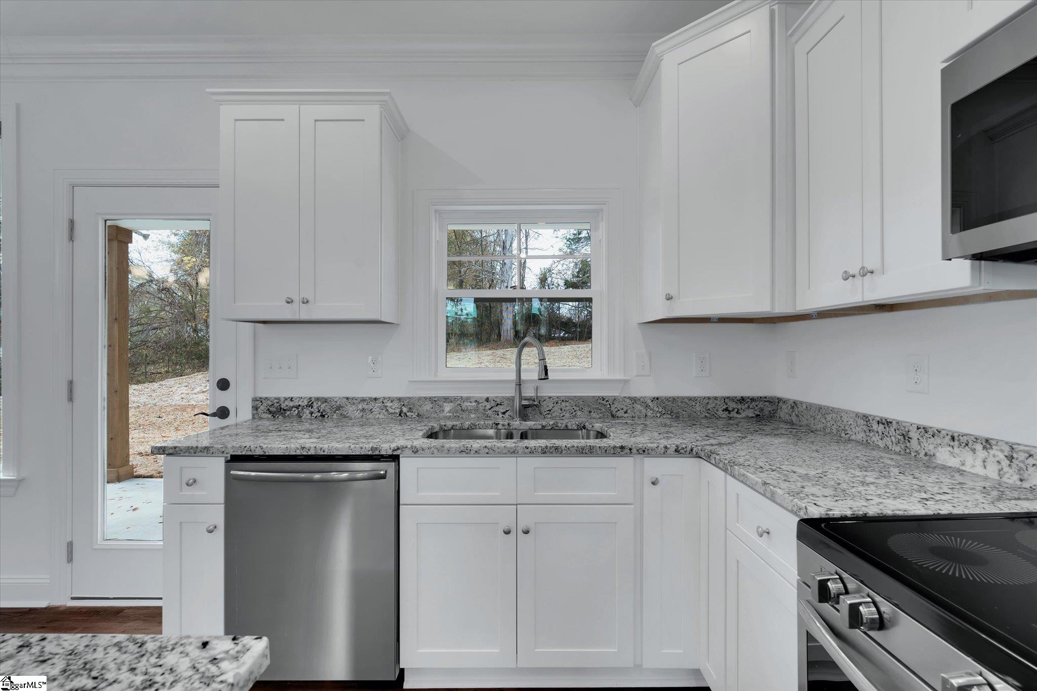 151 Eastview Road Pelzer, SC 29669 - Photo 13 of 28