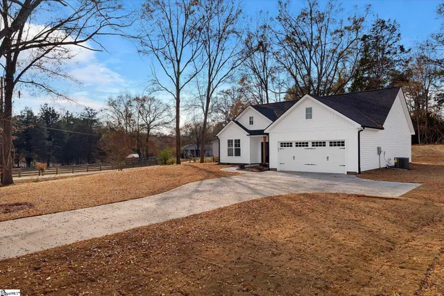 $349,000 | 151 Eastview Road, Pelzer, SC 29669