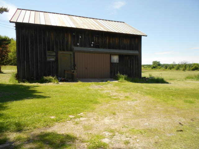 4723 South Washington Road Saginaw, MI 48601 - Photo 8 of 11 20358004-7.JPG