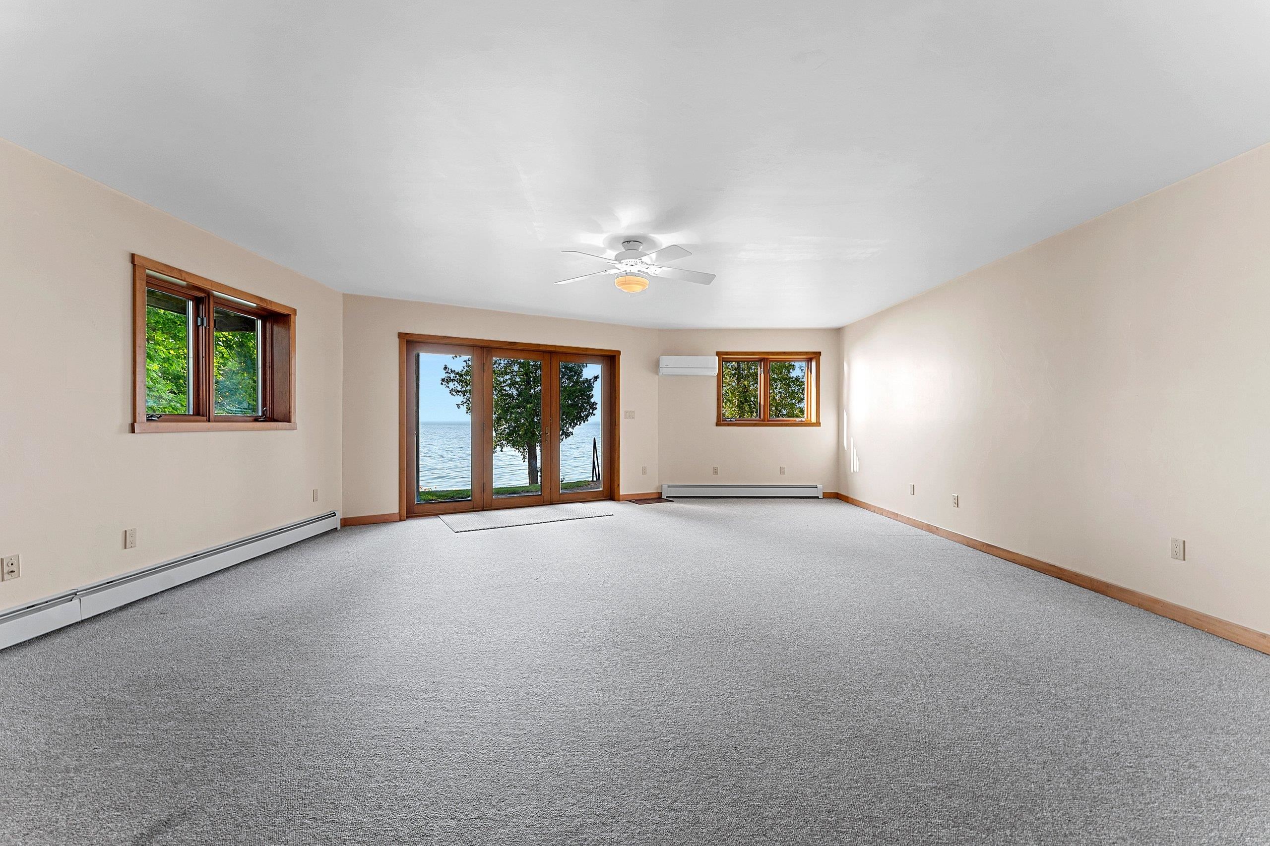 5153 Edgewater Beach Road Green Bay, WI 54311 - Photo 28 of 48