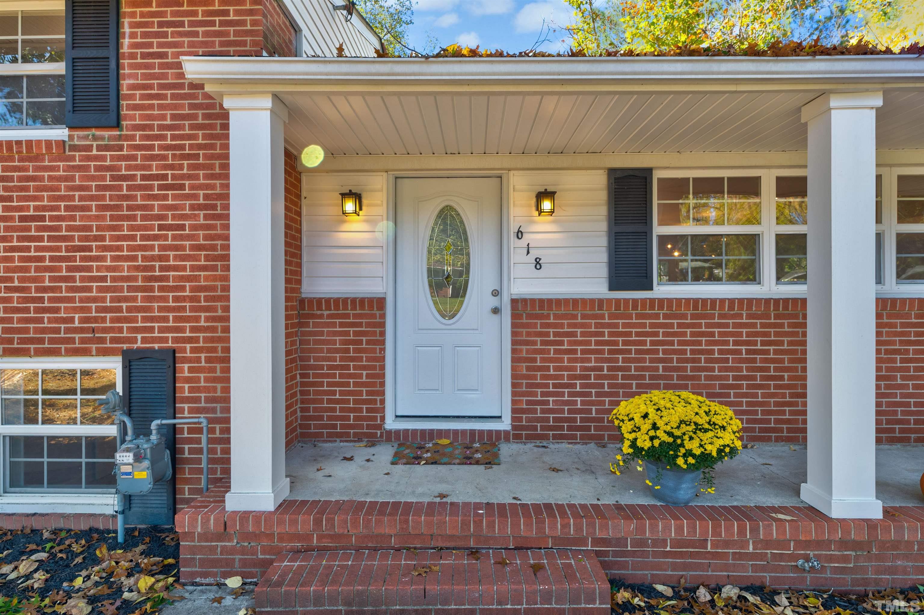 618 Starmont Drive Durham, NC 27705 - Photo 4 of 45 a front view of a house