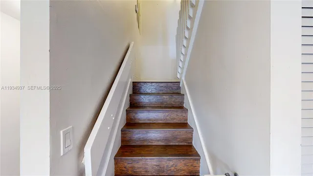 $385,000 | 13292 Southwest 114th Terrace, Miami, FL 33186