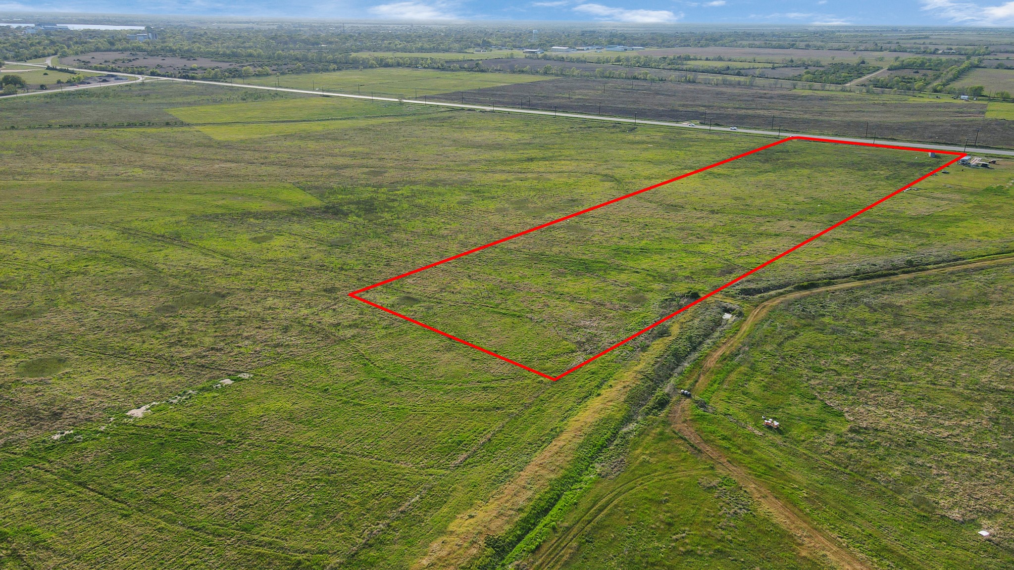 3013 Fm Road Eagle Lake, TX 77434 - Photo 19 of 21 a view of an ocean from a balcony