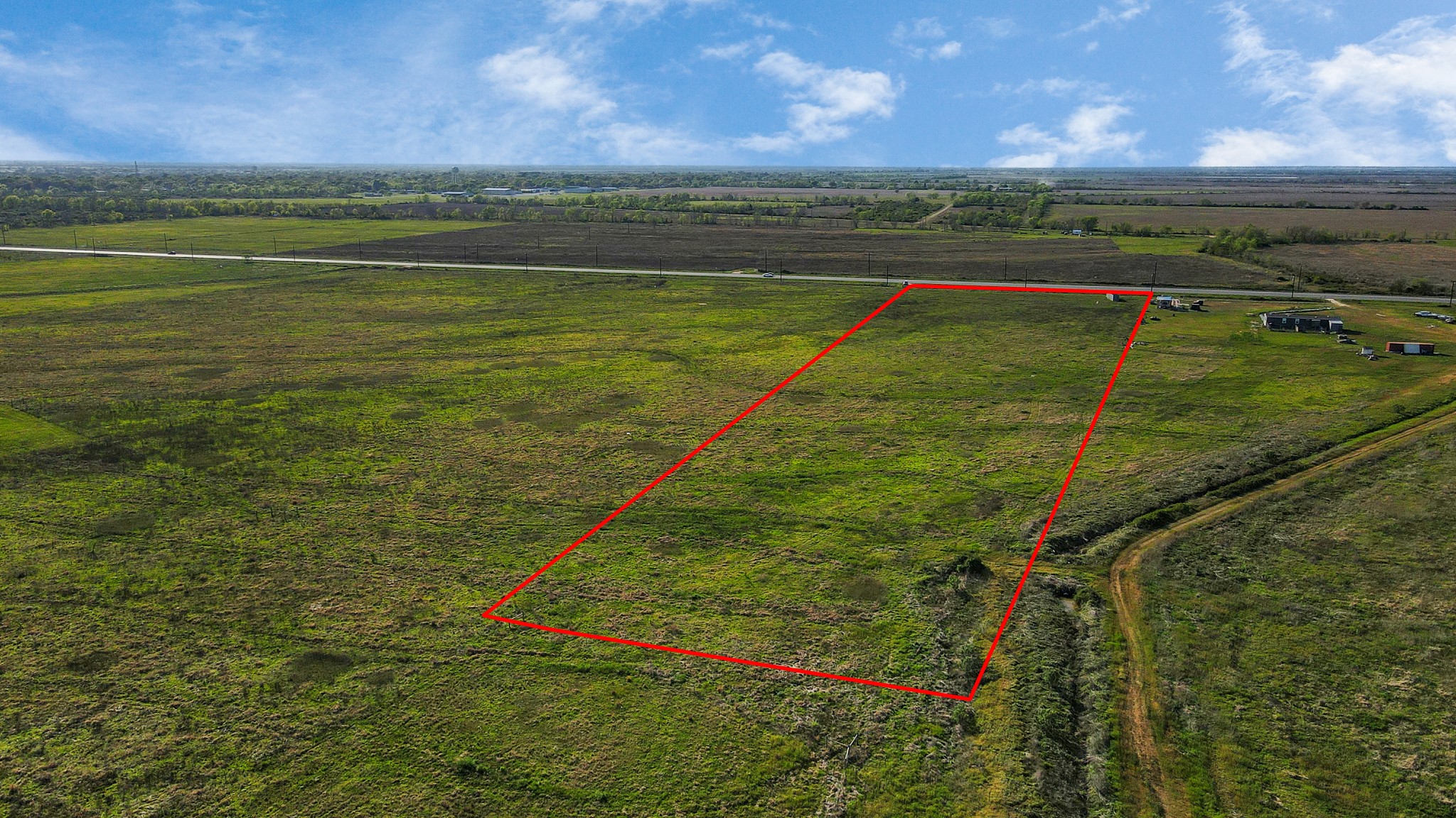 3013 Fm Road Eagle Lake, TX 77434 - Photo 3 of 21 a view of an ocean and a yard