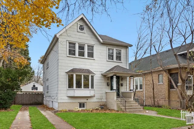 $535 | 4721 North Kenton Avenue, Chicago, IL 60630