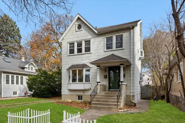 $535,000 | 4721 North Kenton Avenue, Chicago, IL 60630