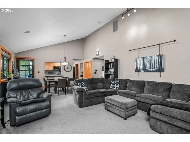 $620,000 | 1133 Spyglass Drive, Eugene, OR 97401