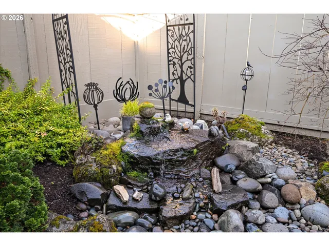 $620,000 | 1133 Spyglass Drive, Eugene, OR 97401