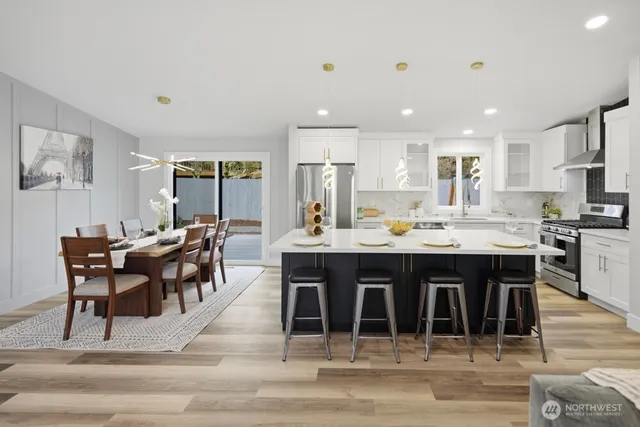 $1,099,950 | 10704 Northeast 200th Place, Bothell, WA 98011