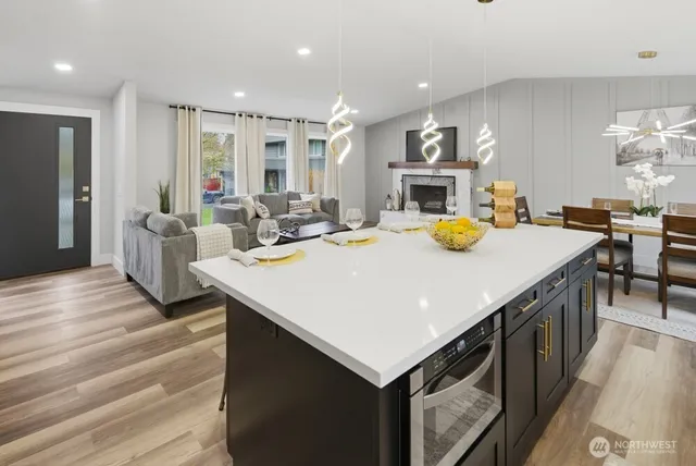 $1,099,950 | 10704 Northeast 200th Place, Bothell, WA 98011