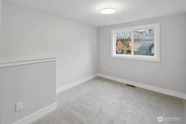 $1,099,950 | 10704 Northeast 200th Place, Bothell, WA 98011