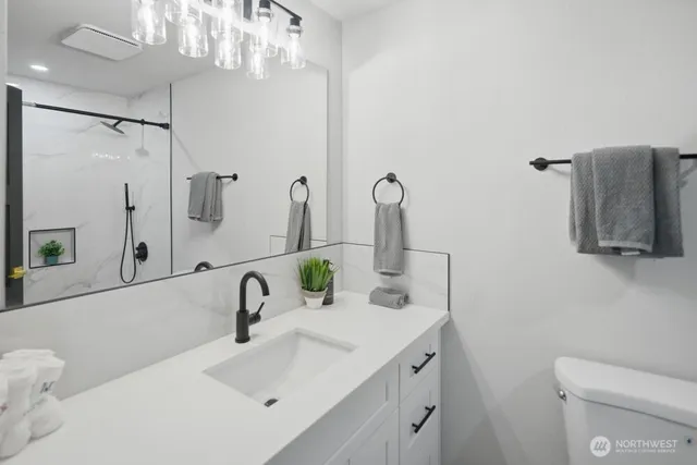 $1,099,950 | 10704 Northeast 200th Place, Bothell, WA 98011