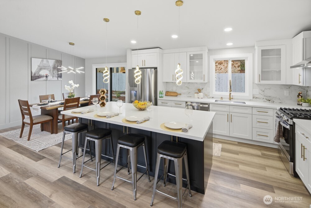 10704 Northeast 200th Place Bothell, WA 98011 - Photo 3 of 40