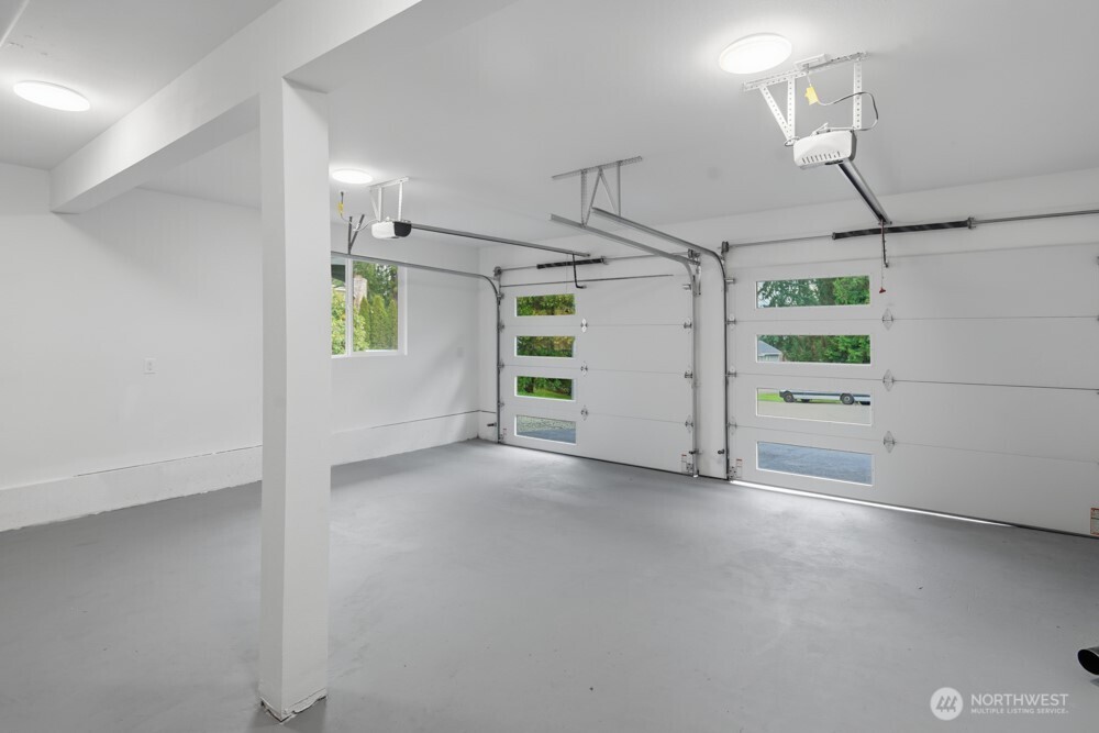 10704 Northeast 200th Place Bothell, WA 98011 - Photo 31 of 40