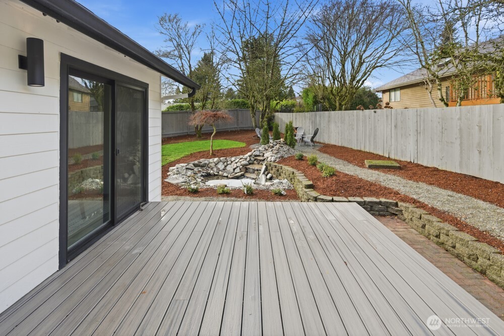 10704 Northeast 200th Place Bothell, WA 98011 - Photo 35 of 40