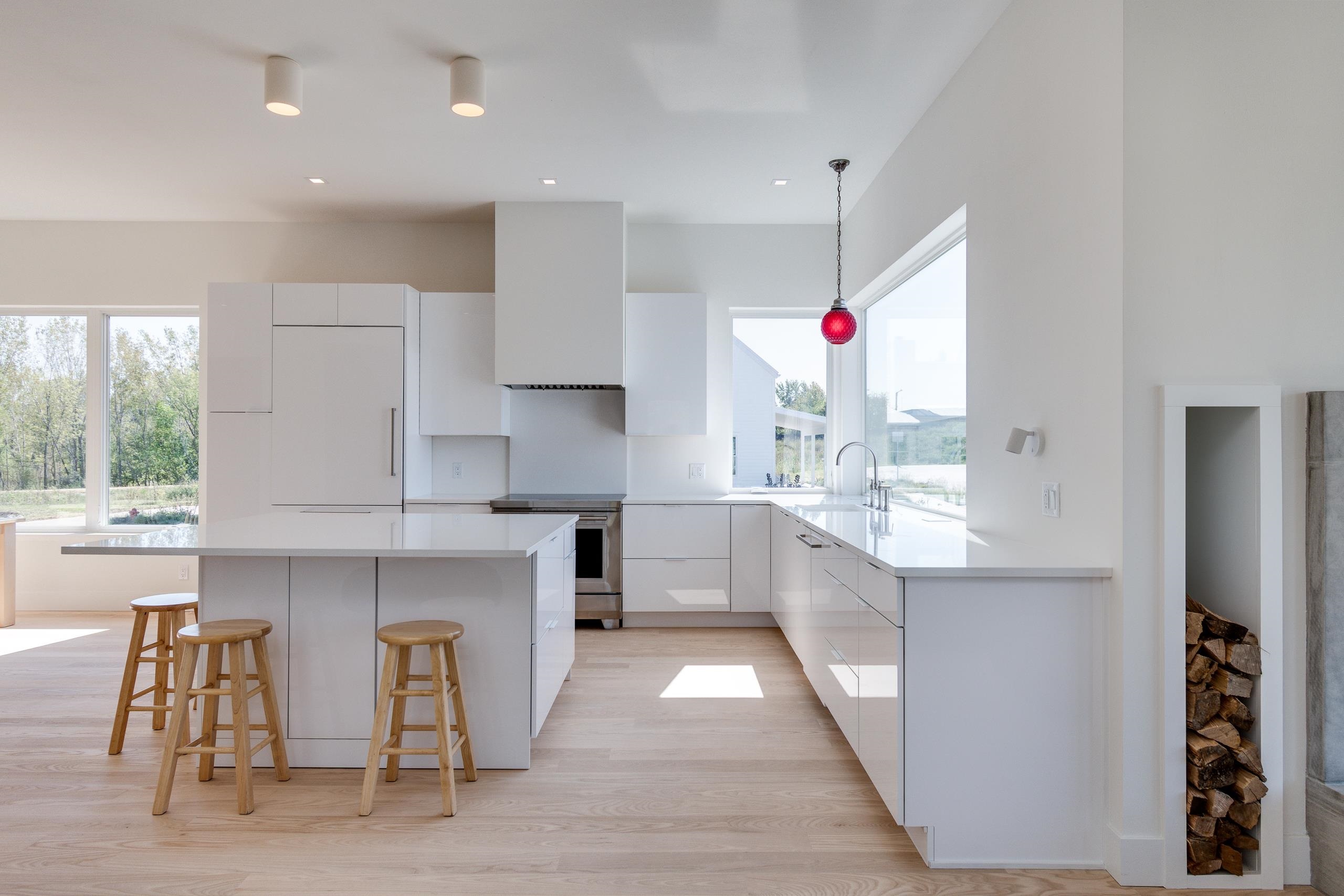 4043 Serenbe Middleton, WI 53562 - Photo 4 of 52