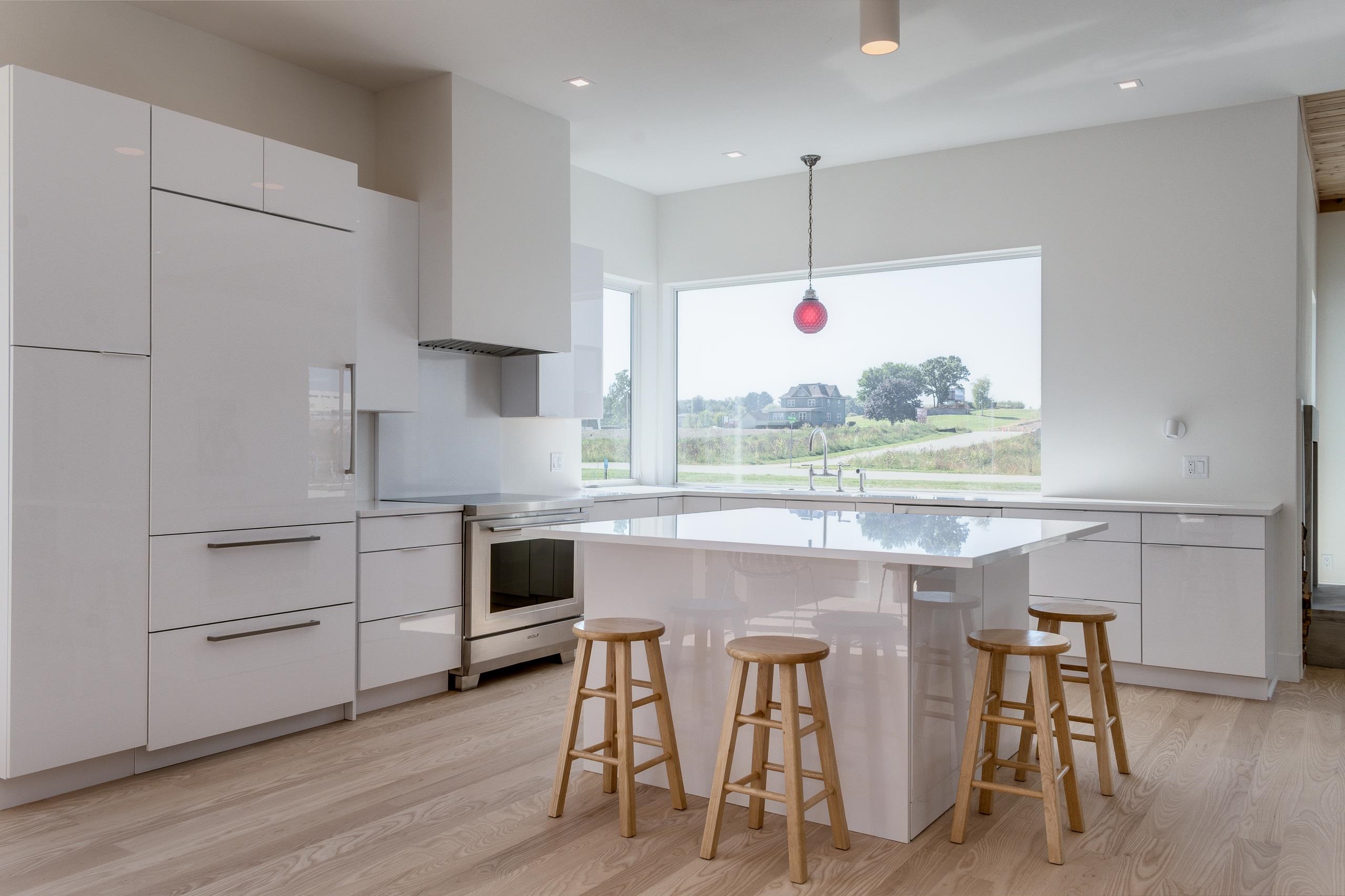 4043 Serenbe Middleton, WI 53562 - Photo 6 of 52