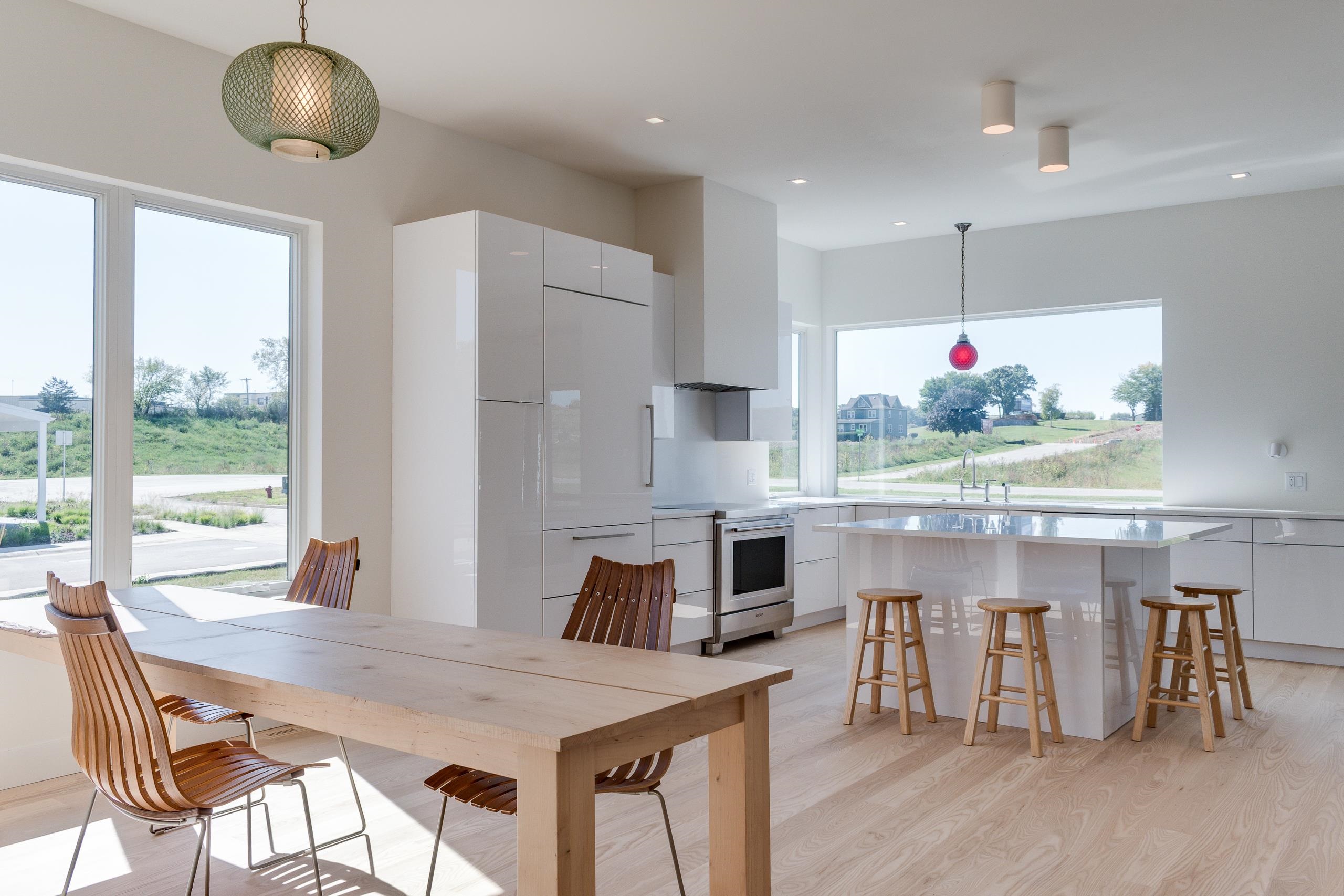 4043 Serenbe Middleton, WI 53562 - Photo 9 of 52