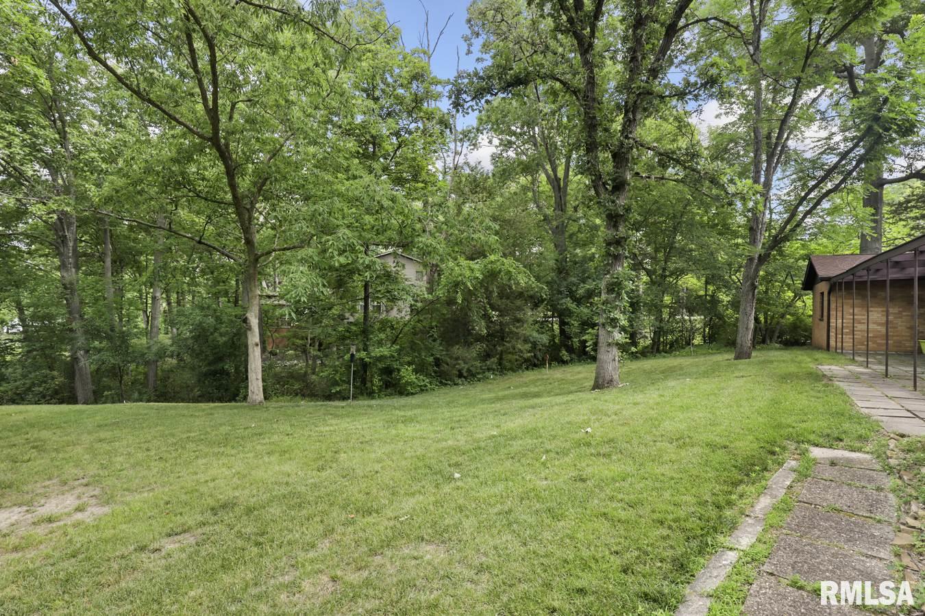 20 Forest Ridge Springfield, IL 62712 - Photo 4 of 31 Gallery Image 4