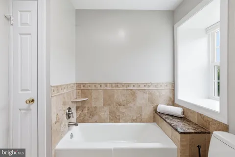 $1,325,000 | 14200 White Water Way, Gaithersburg, MD 20878