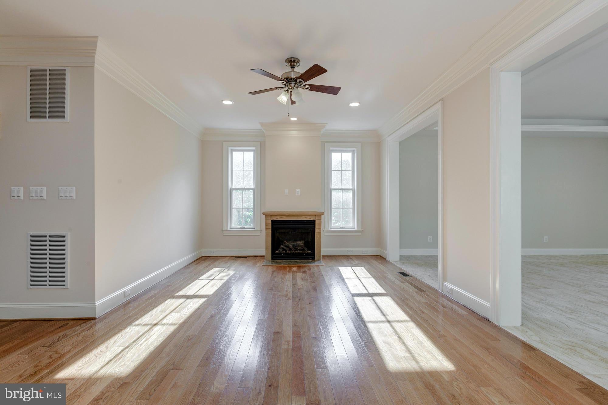 6413 Divine Street McLean, VA 22101 - Photo 13 of 30 Family Room