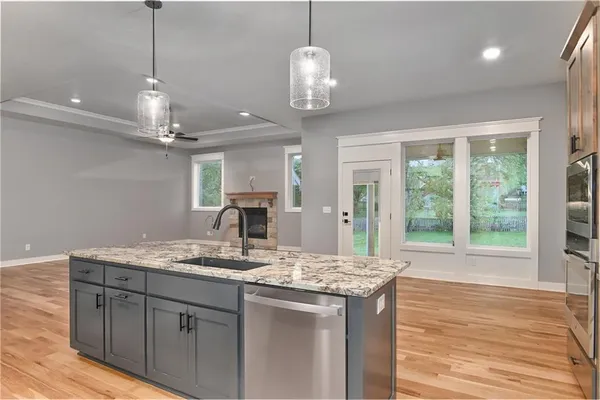 $756,000 | 6004 Apache Drive, Shawnee, KS 66226