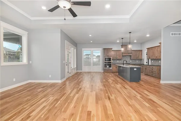 $756,000 | 6004 Apache Drive, Shawnee, KS 66226