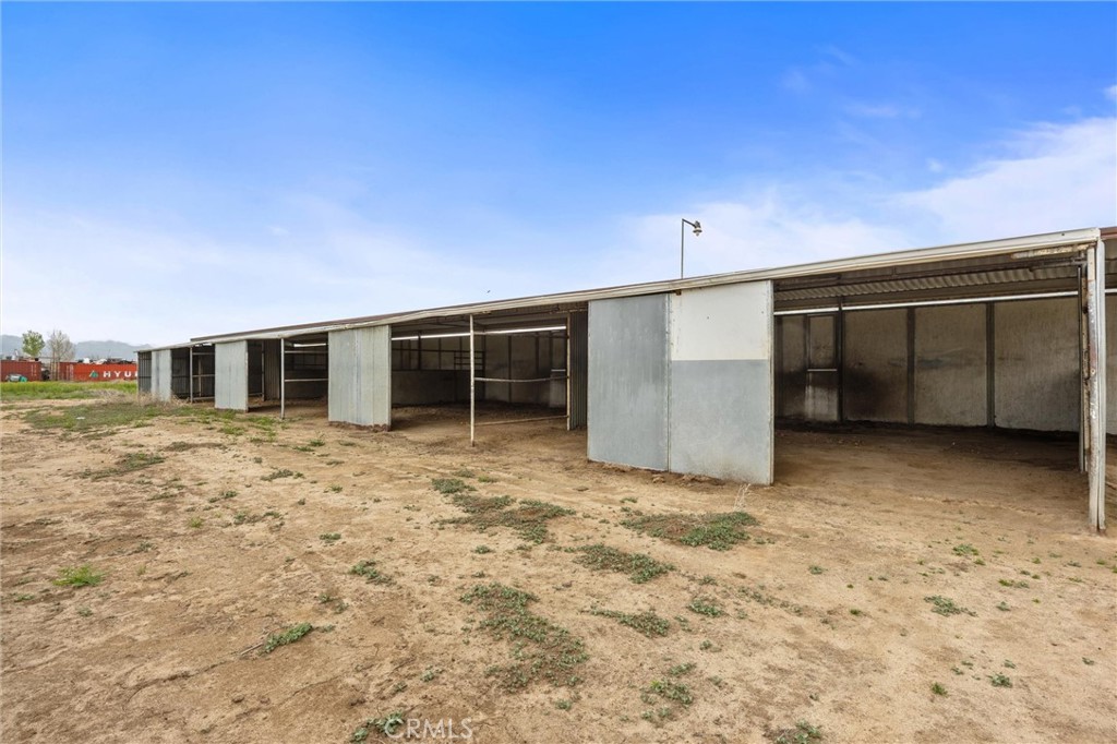 20411 Pegasus Street Tehachapi, CA 93561 - Photo 27 of 37