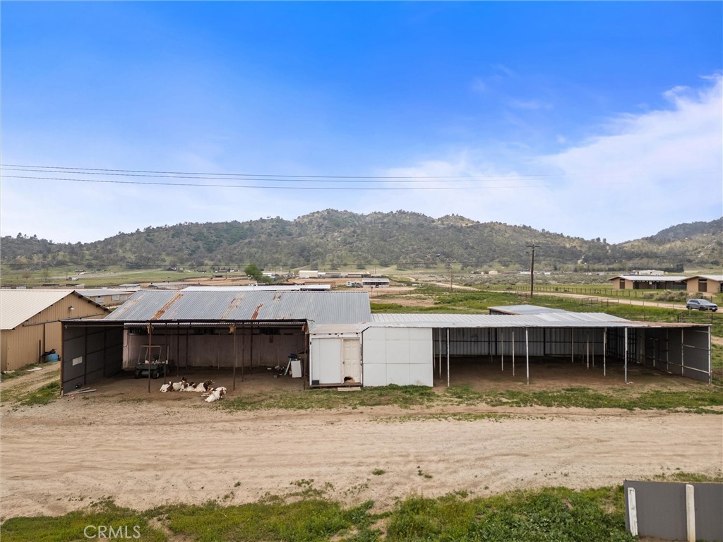 20411 Pegasus Street Tehachapi, CA 93561 - Photo 30 of 37