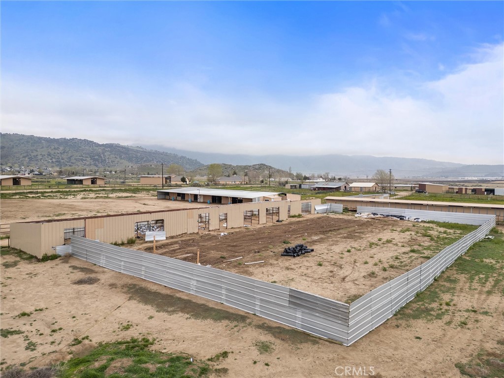 20411 Pegasus Street Tehachapi, CA 93561 - Photo 33 of 37