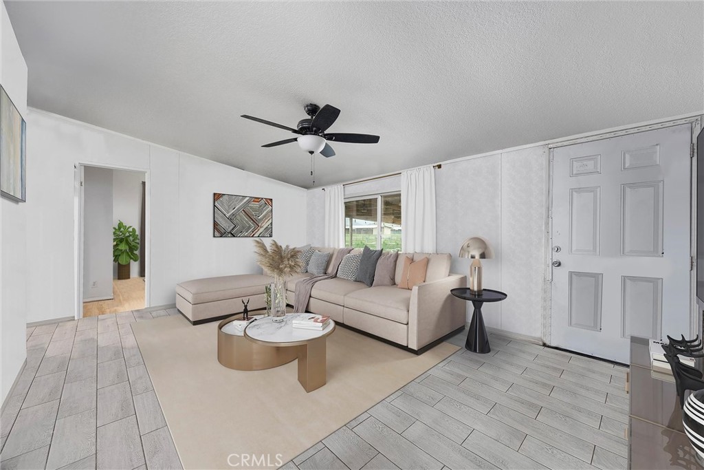 20411 Pegasus Street Tehachapi, CA 93561 - Photo 4 of 37