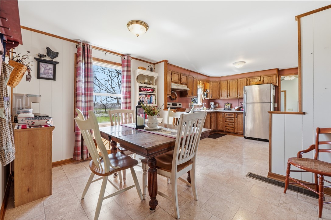 14472 Puzzey Road Albion, NY 14411 - Photo 21 of 50 Dedicated Dining Space