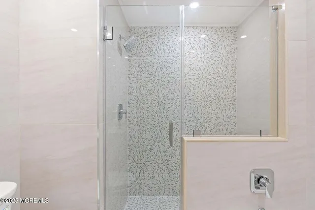 a view of a room with an empty space