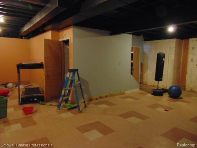 24745 Duff Road New Boston, MI 48164 - Photo 41 of 45